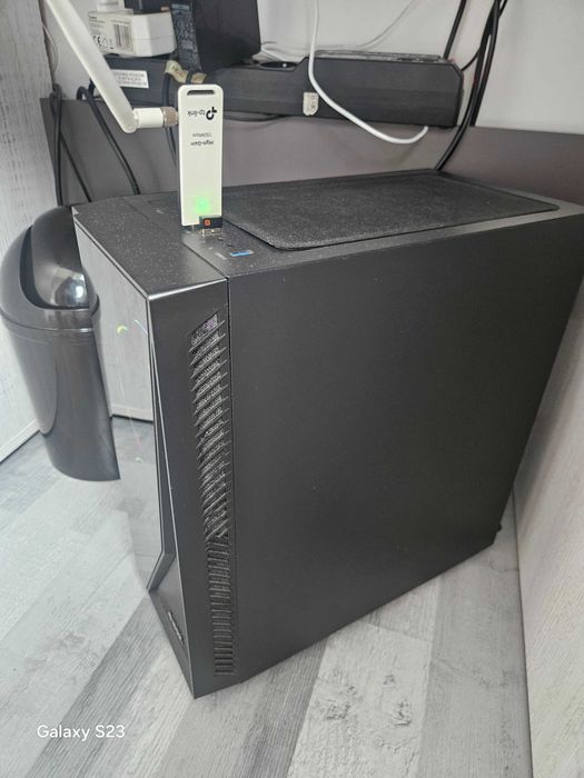 Komputer stacjonarny i5-2500 / 8GB RAM / GT1030 / Monitor 22" + zestaw