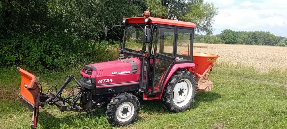 traktor  Mitsubishi MT24D  ciągnik diesel