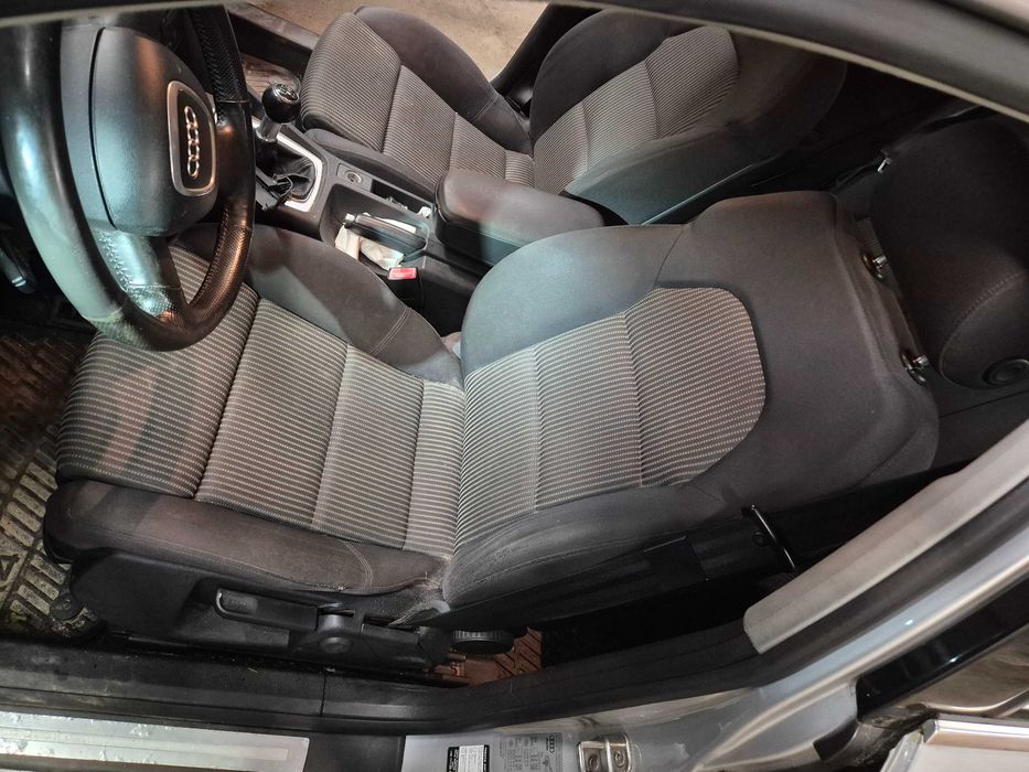 Podlokietnik +Fotele kubełkowe grzane audi a4 b7 b6 + boczki