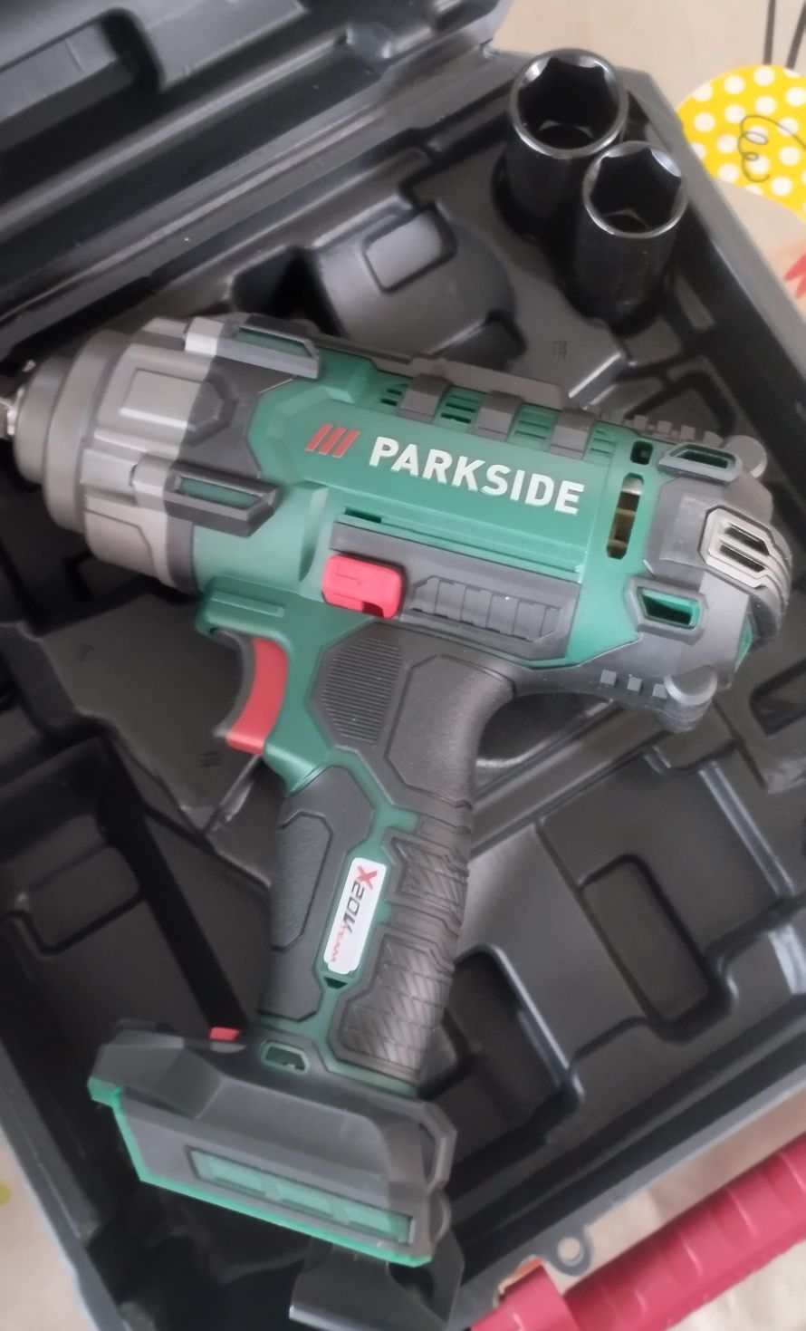 Aparafusadora de Impacto a bateria 20V Parkside