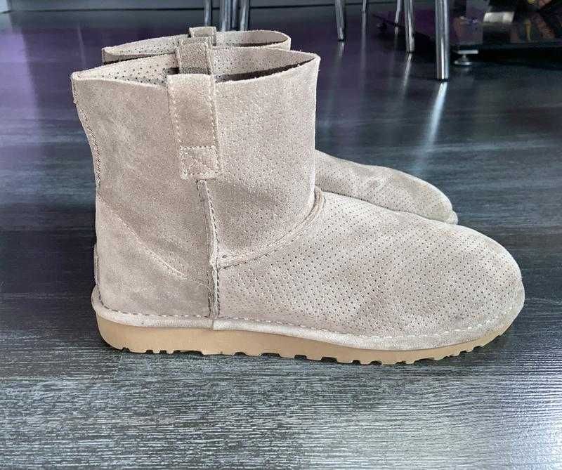 Легкі замшеві демі уггі ugg australia, оригінал, р-р 41, уст 26 см