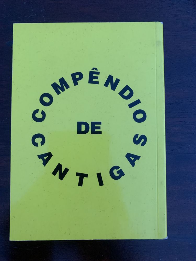 Fados Canções: Compêndio de Cantigas