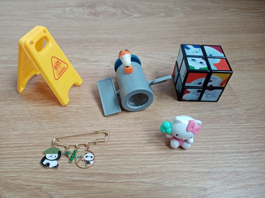 Brinquedos variados a 0.5€