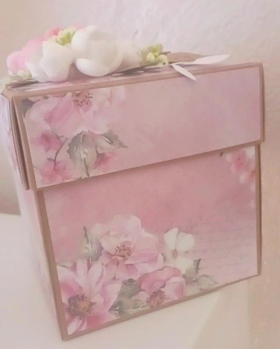 Exploding box na 18 urodziny