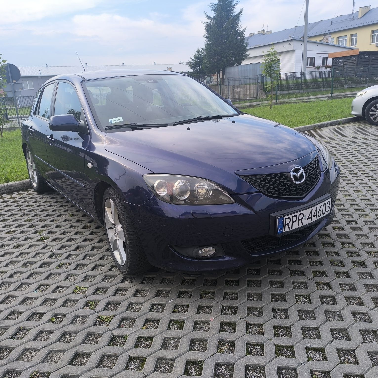 Mazda 3 2,0 benzyna 2003r