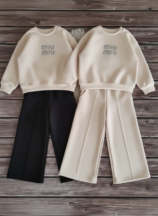 Дитячий спортивний костюм для дівчинки на флісі рубчик палацо теплий