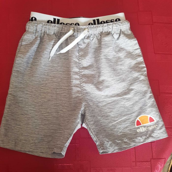 spodenki ellesse XS