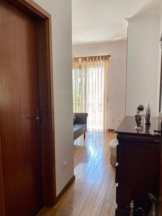 Quarto suite para arrendar no Peso da Régua - 340 EUR