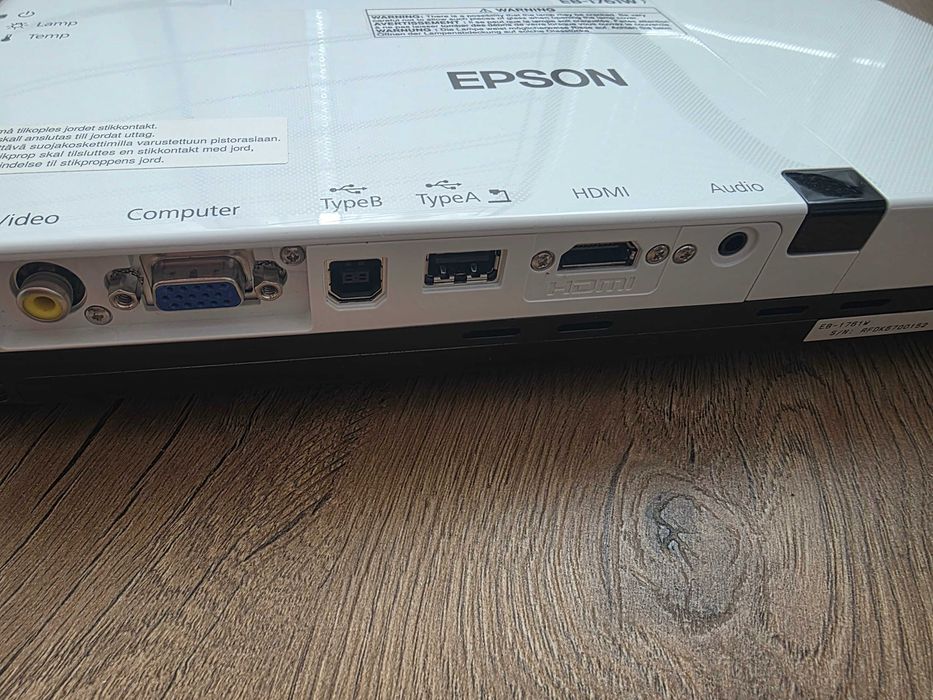 Projektor Epson EB-1761W 3LCD