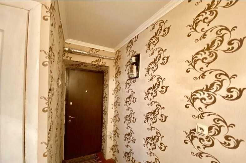 Продам 2 комнатную кв-ру с ремонтом и АГВ на Паустовского !