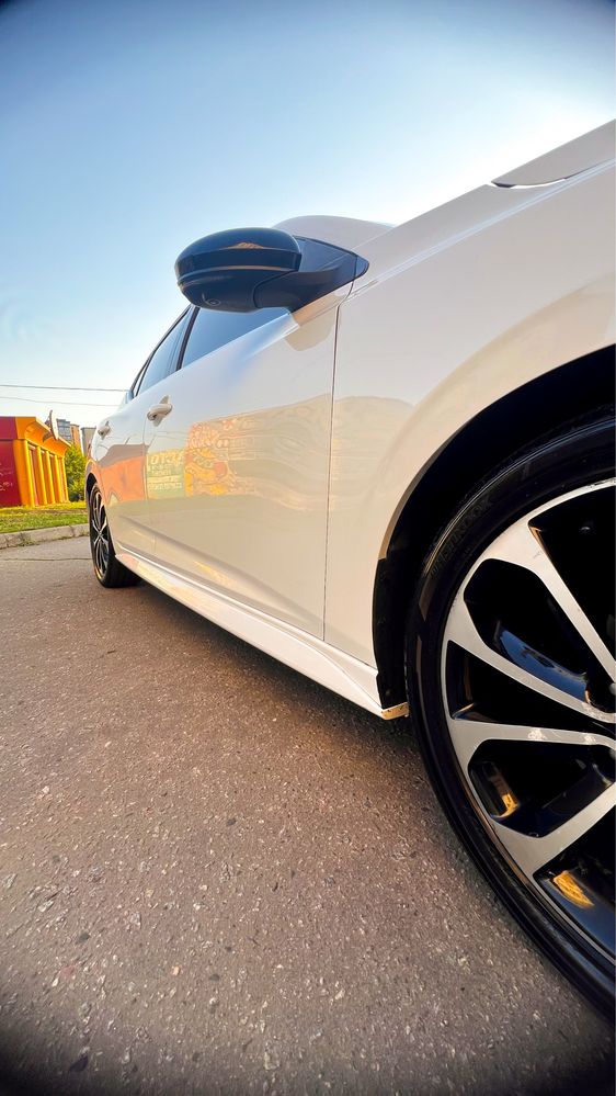Nissan Sentra SR 2020