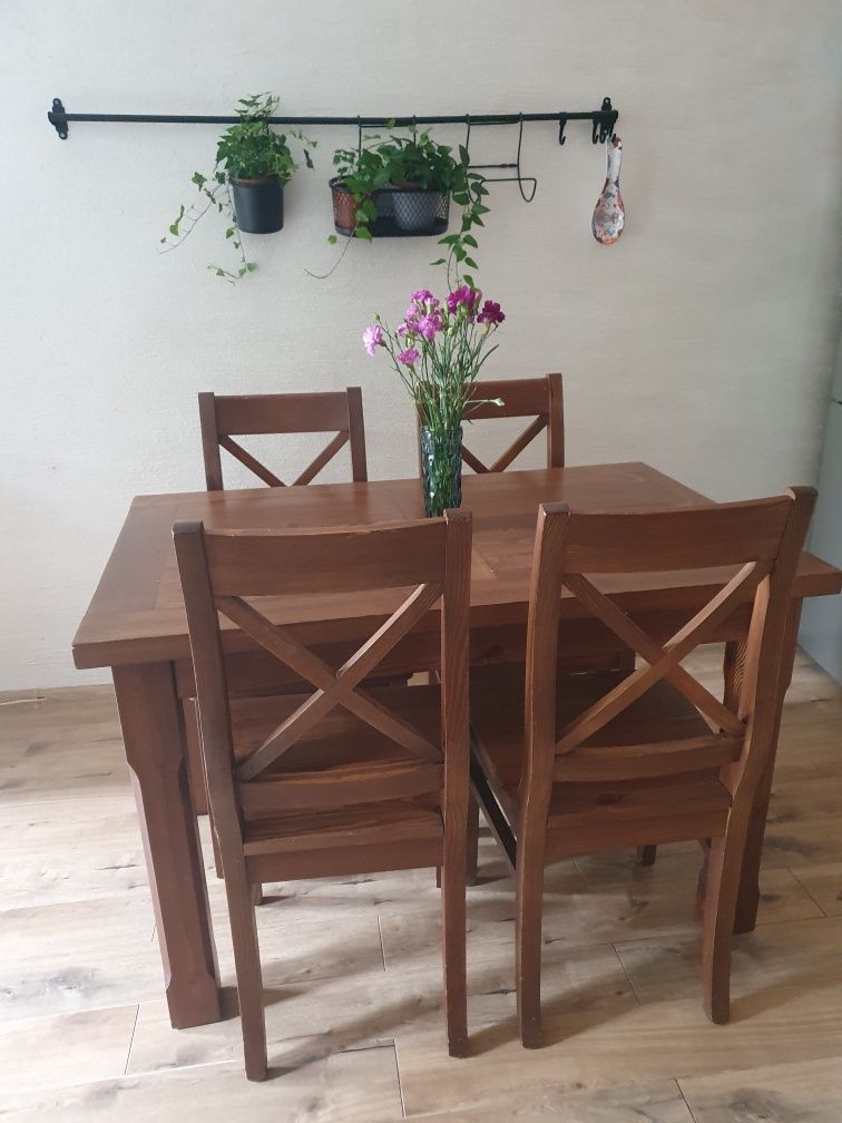 Stół drewniany + 4 krzesła lite drewno orzech