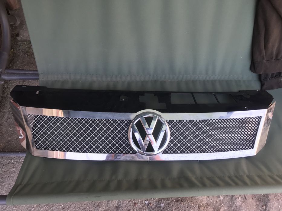 Решітка радіатора passat b7 usa металева