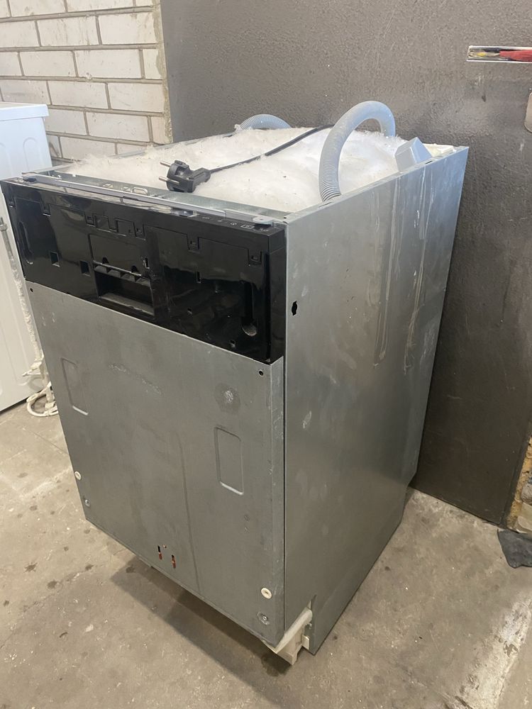 Посудомоечна машина Whirlpool WSIP 4023