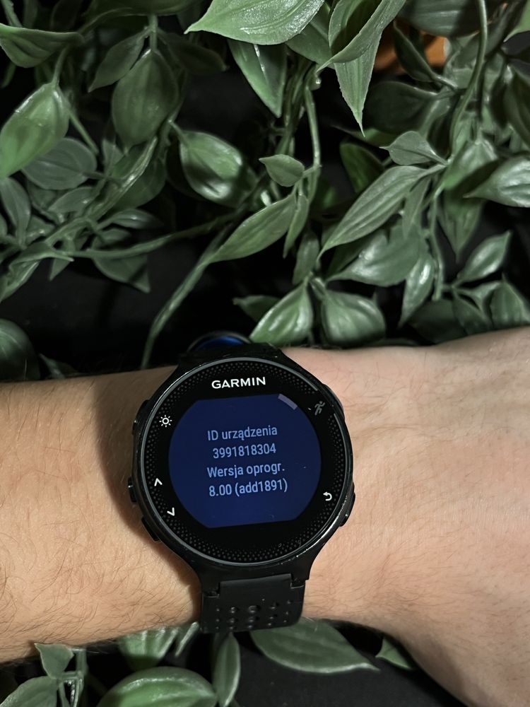 Jak nowy Garmin forerunner 235 Zegarek smartwatch