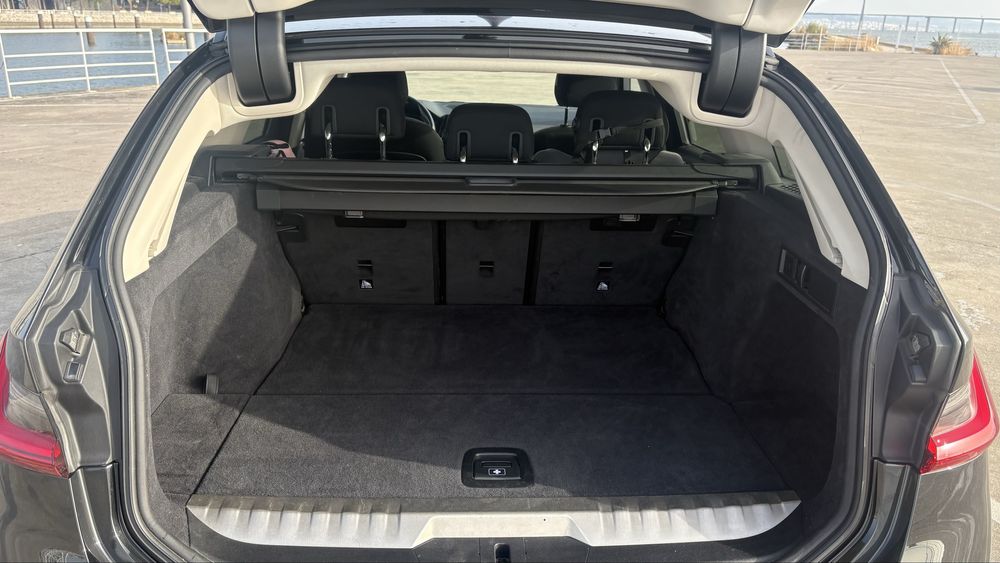 Bmw 330e touring auto Nacional
