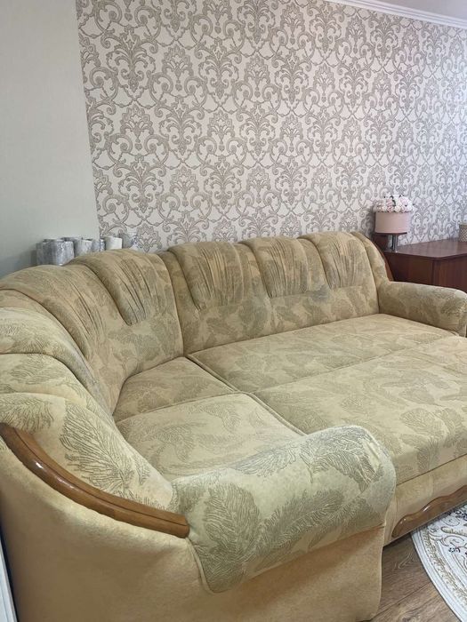Діван кутовий б/у
