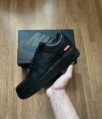 Supreme x Nike Air Force 1 44