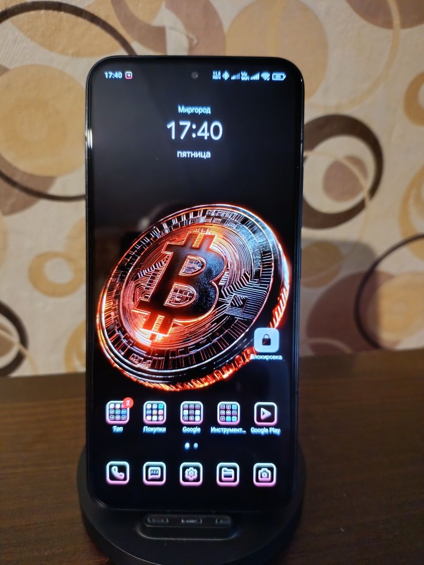 Продам Xiaomi 14 Black.