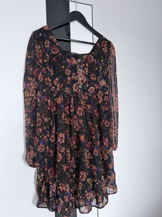 Шифонова сукня , у квітковий принт!