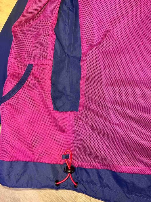 вітровка на дівчинку Quechua розмір хs-s