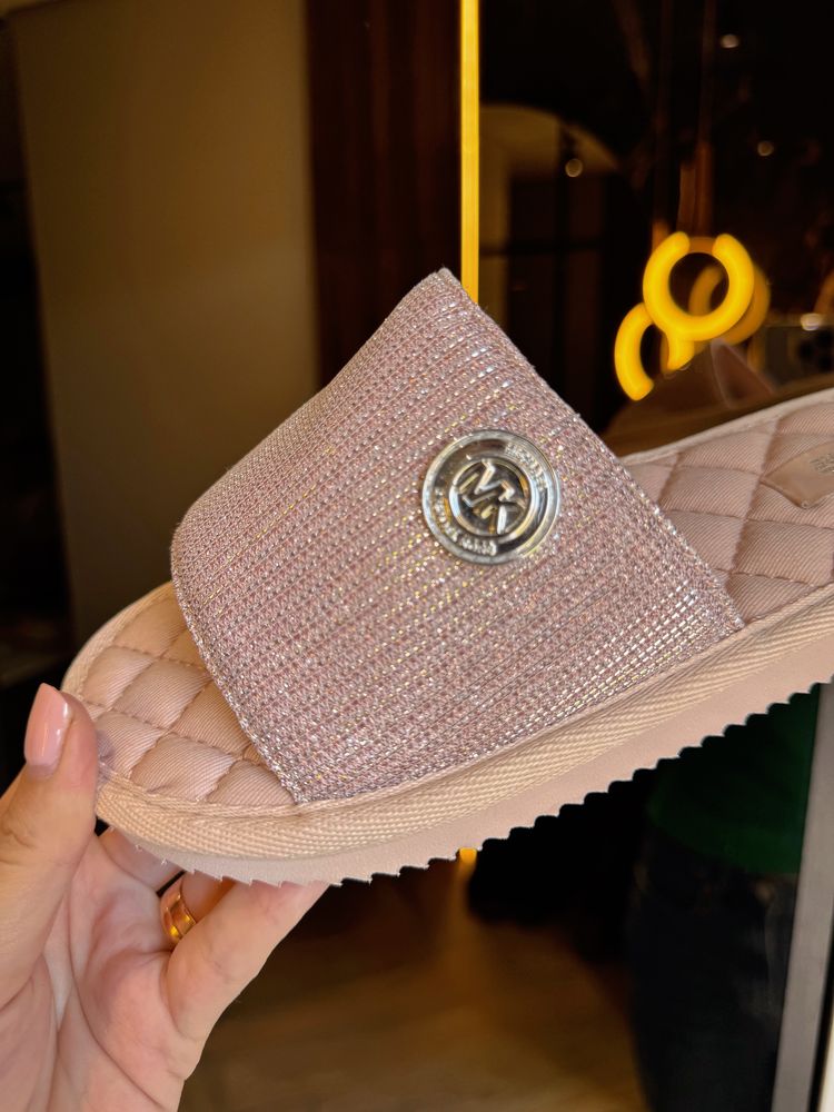 Жіночі шльопанці / босоніжки Michael Kors 25 см.устілка US 8