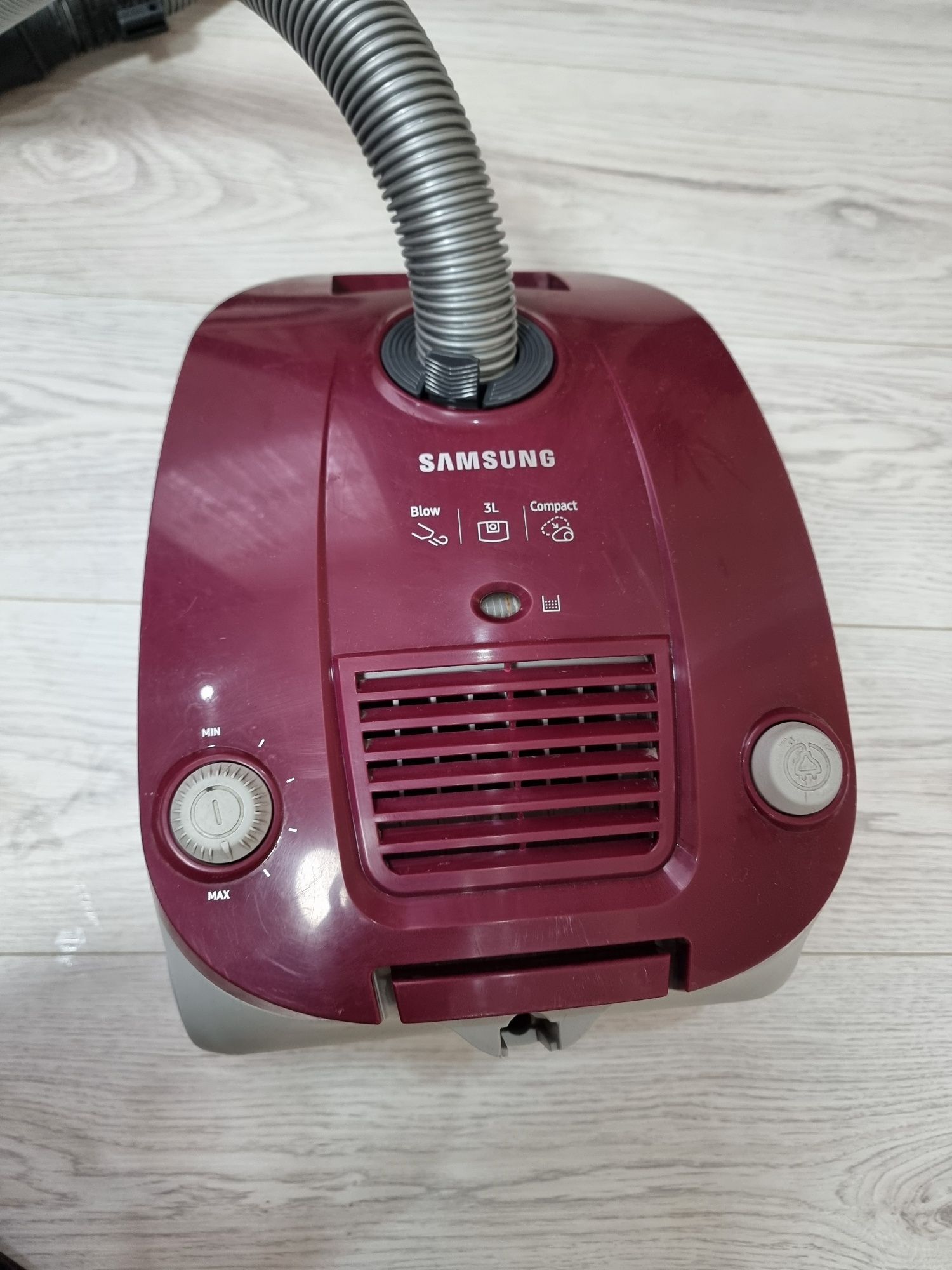 Пилосос Самсунг SC41U1