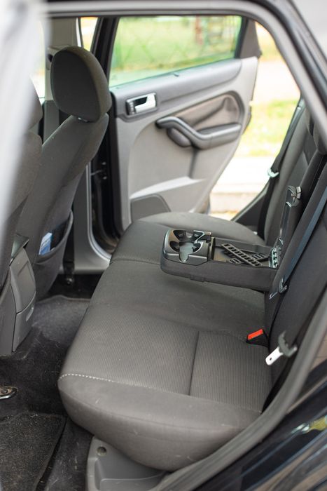 Продам ford focus 2 універсал 1.6л