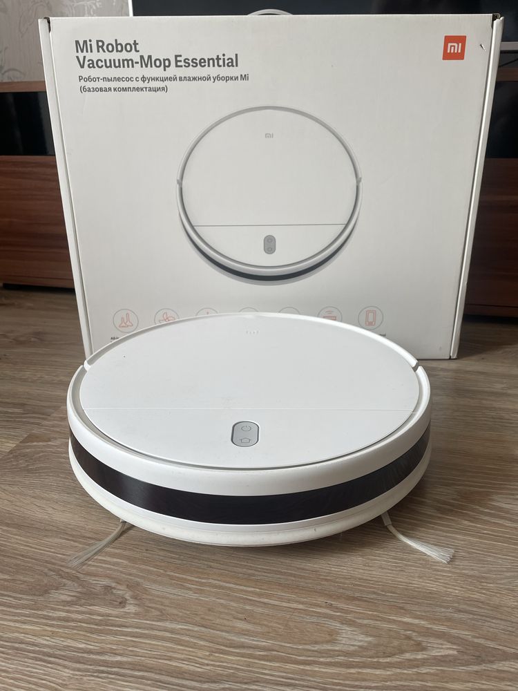 Робот пилосос Mi Robot Vacuum-Mop Essential