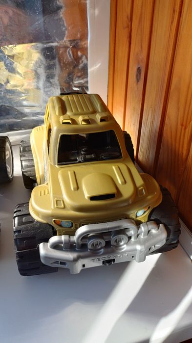 Дитячі машинки , іграшки , машынки