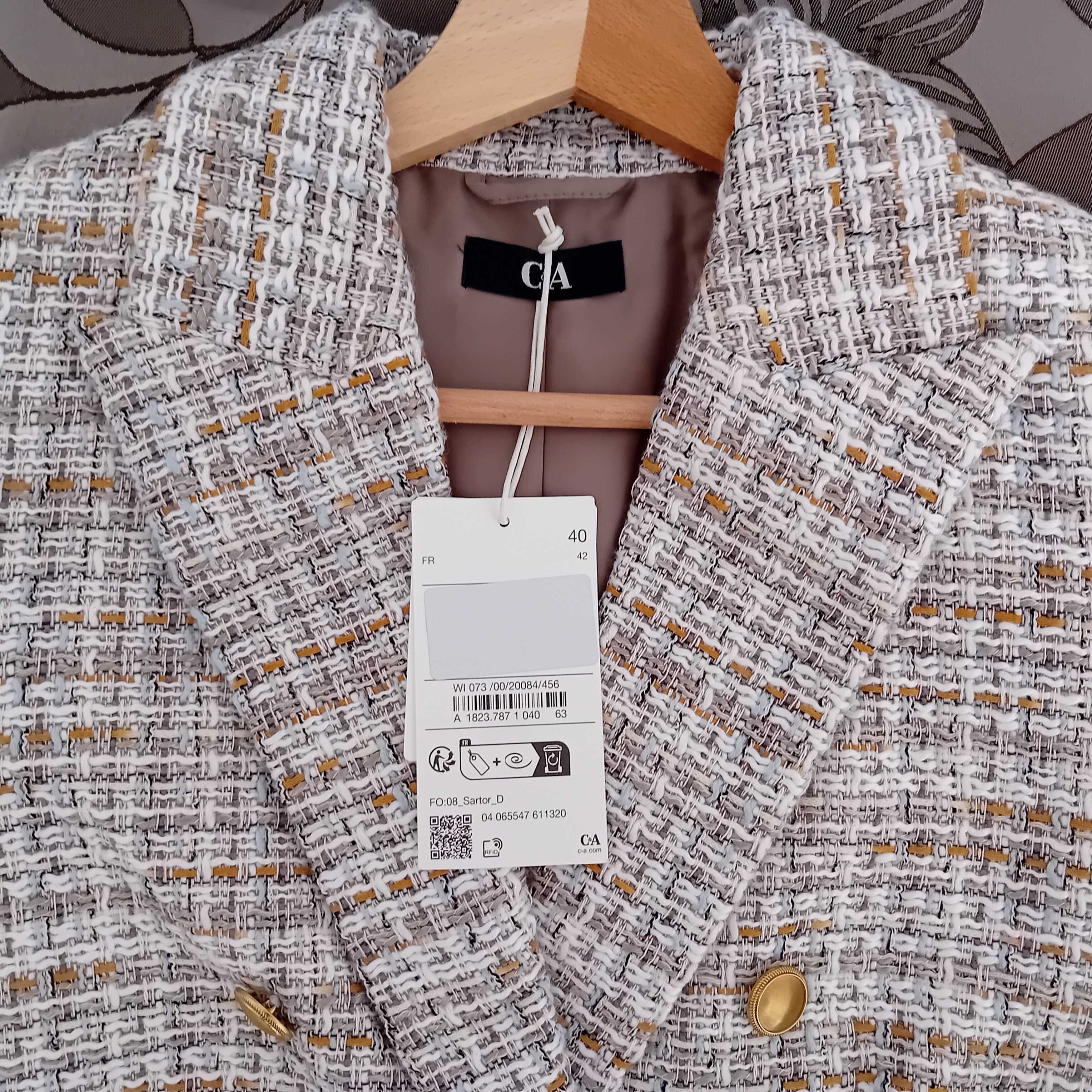 Elegancki Żakiet bucle z wcięciem w talii  C&A Nowy