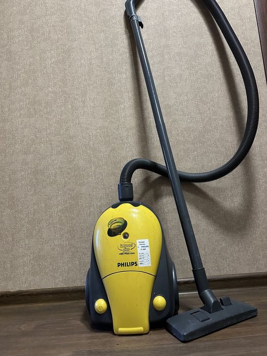 Пылесос рабочий 500грн