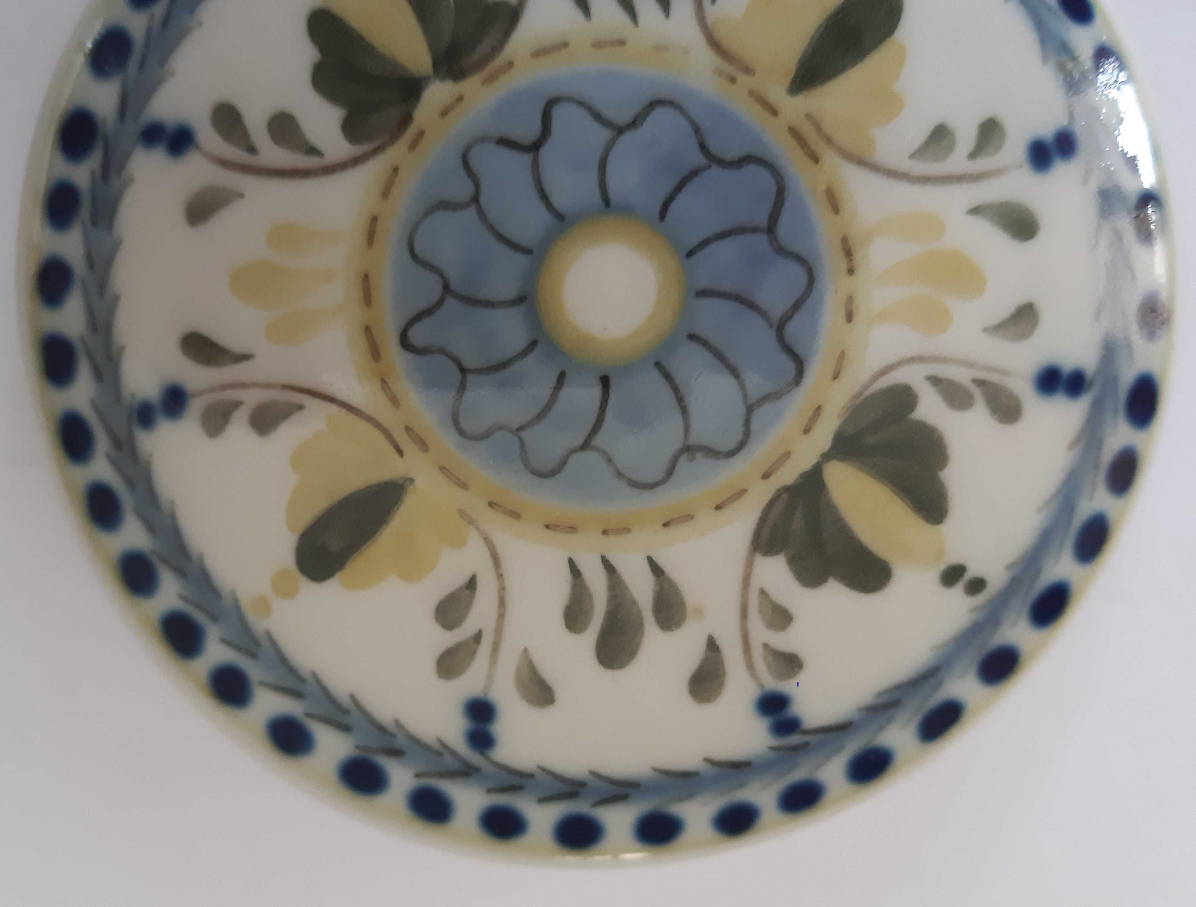 Caixa de Viana do Castelo pintada à mão
