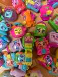 Zestaw Moji Pops – 52 figurki + domek + akcesoria
