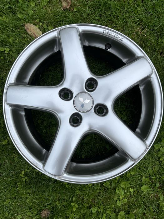 Felgi Fondmetal Mitsubishi 16x7J, 4x114.3, ET40, CB 67mm