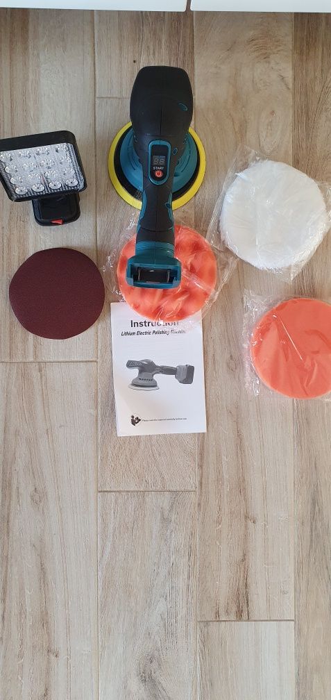 Polerka + lampa do baterii Makita