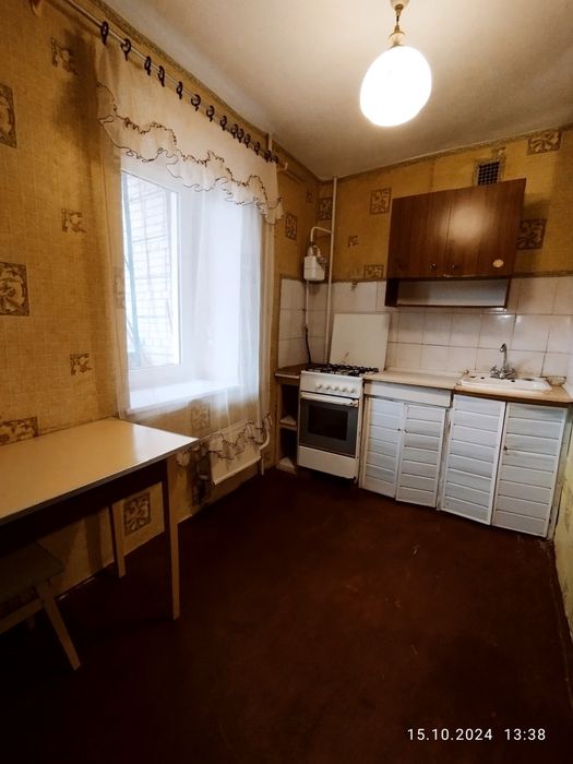 Оренда 2-х кім. Квартири в центрі з меблями. З технікою .2/5 кир.