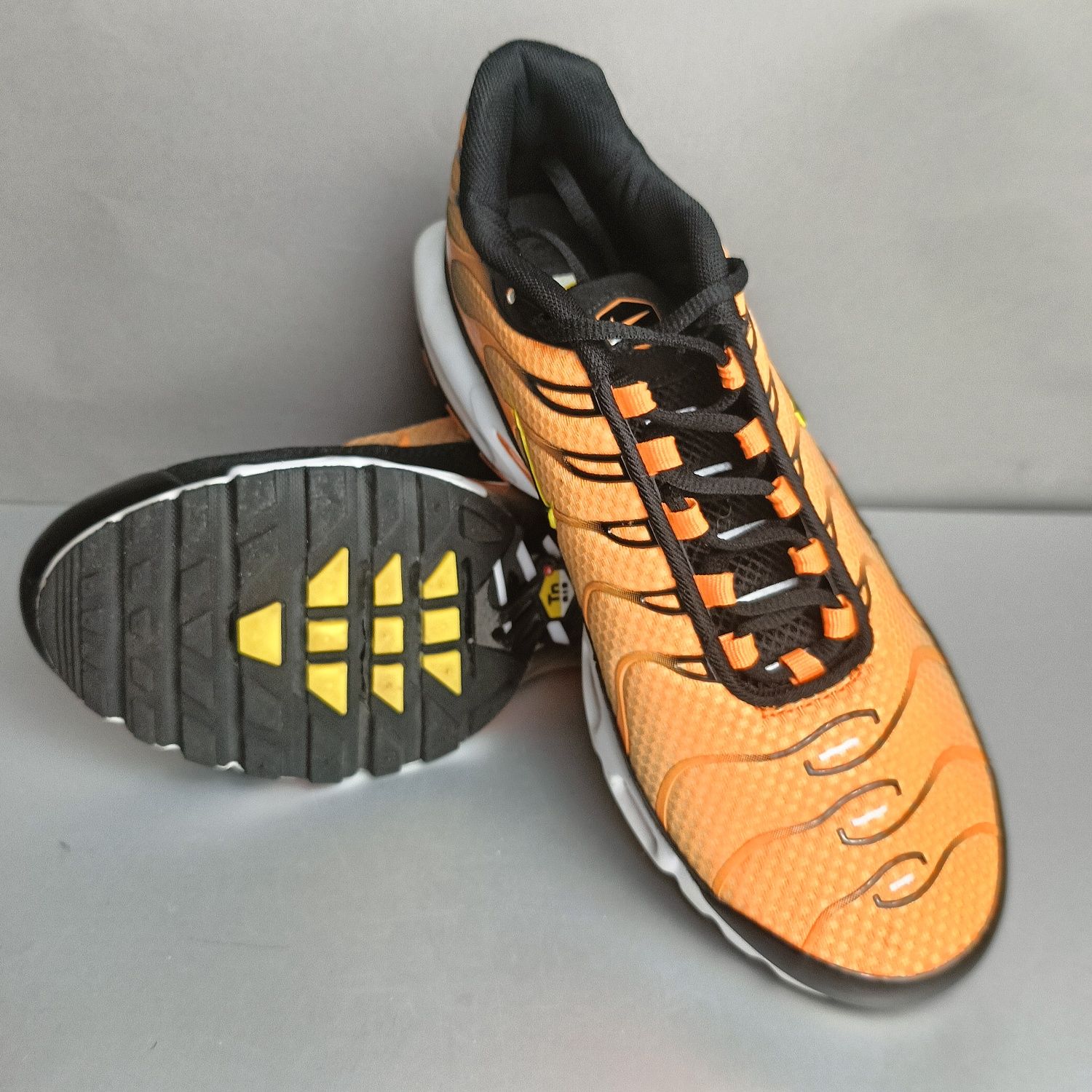 Nike Air Max Plus Tn r. 44 świetny kolor!