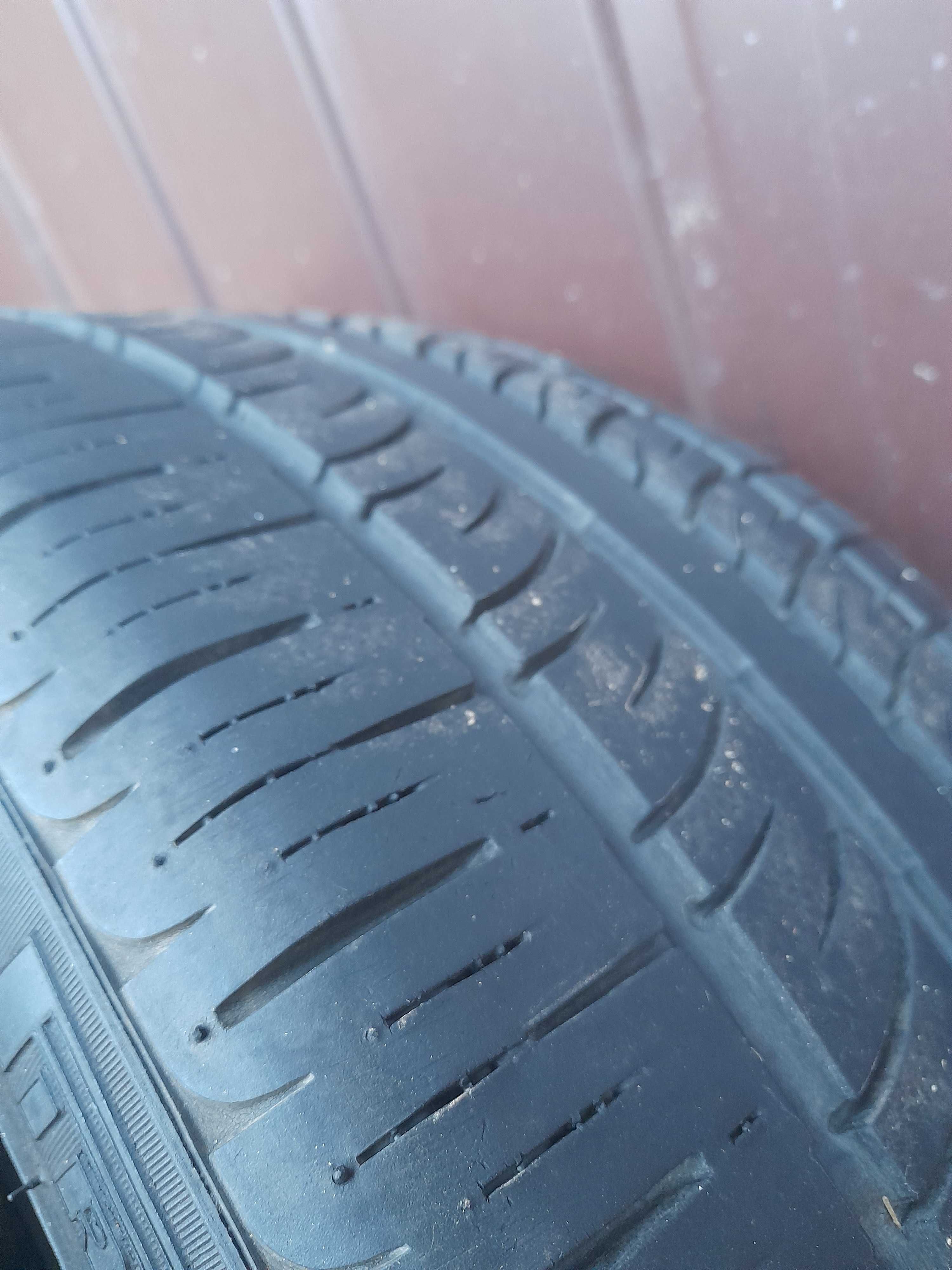 Opony  Pirelli letnie 235/45/19