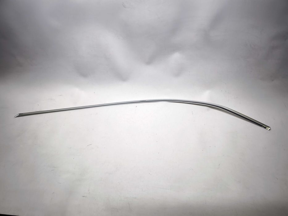 Listwa ramka drzwi prawy przód 12-20 VOLVO V40 R-DESIGN NOWA OE