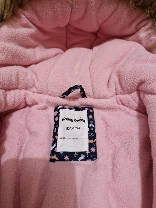 Zimowy kombinezon dla dziewczynki rozmiar 80/86 Sinsay Baby