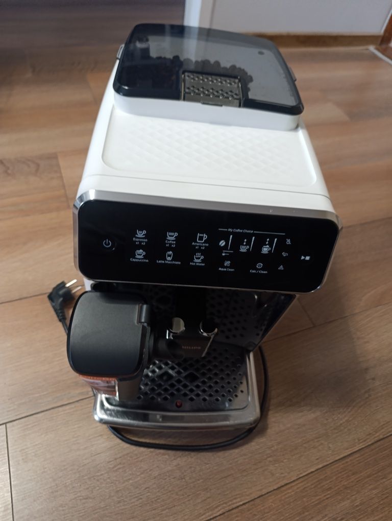 Ekspres do kawy PHILIPS latteGo 3200 biały bdb stan po serwisie 

Eksp