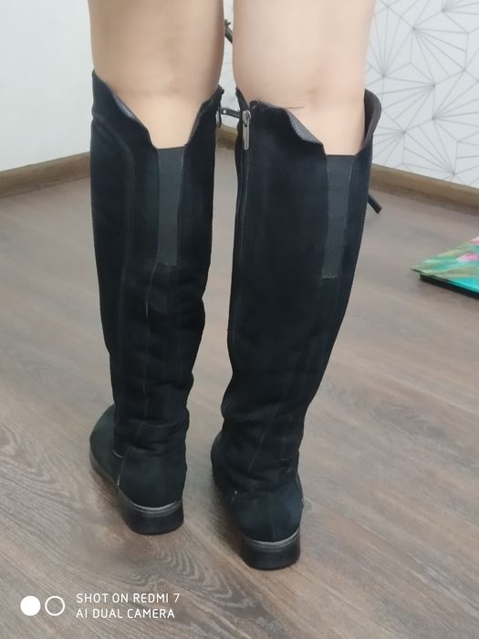 Продам сапоги женские зима натуральный замш, мягкие и удобные