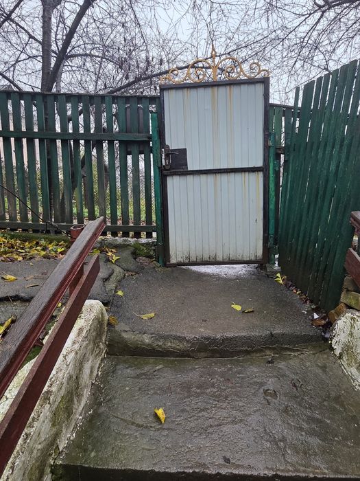 Продаж частини будинку