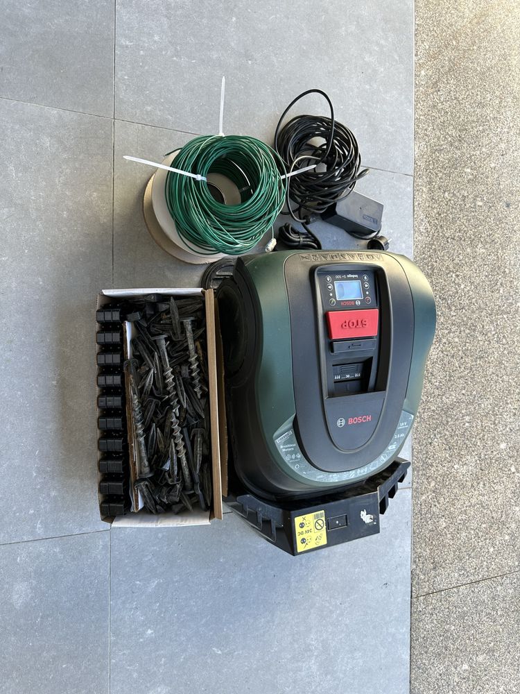 Robô Corta Relvas BOSCH Indego S+ 500