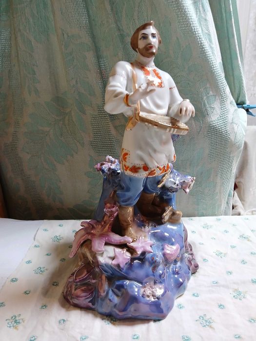 Статуэтка Садко под реставрацию