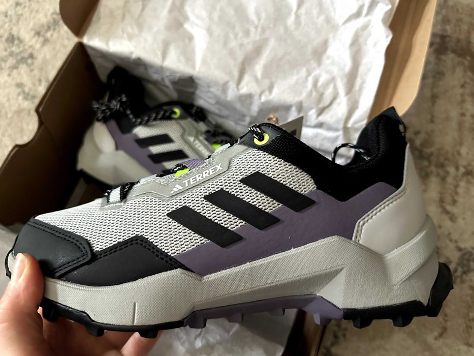 Adidas Terrex Оригінал 38 розмір, жіноче осіннє взуття адідас