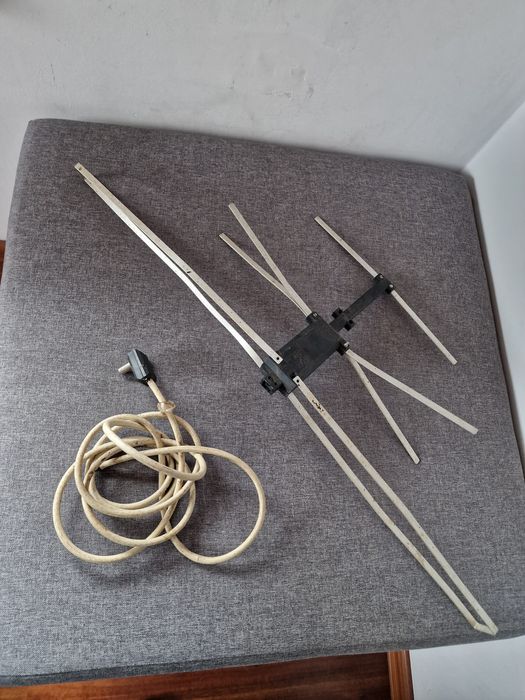 Antena TV telewizyjna + kabel + wtyka