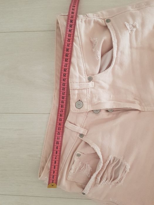 Pudroworóżowe jeansy h&m
