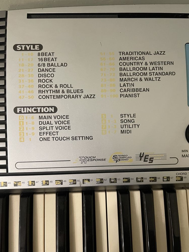 синтезатор YAMAHA PSR-225GM